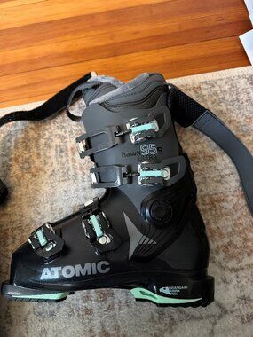 Atomic Women's Ski Boots (Narrow)